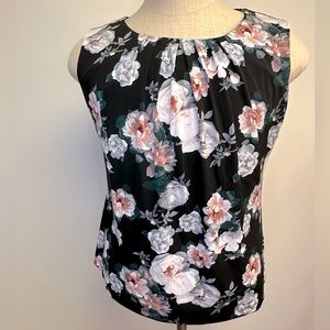 Calvin Klein Floral Shell. XL. BEAUTIFUL!
